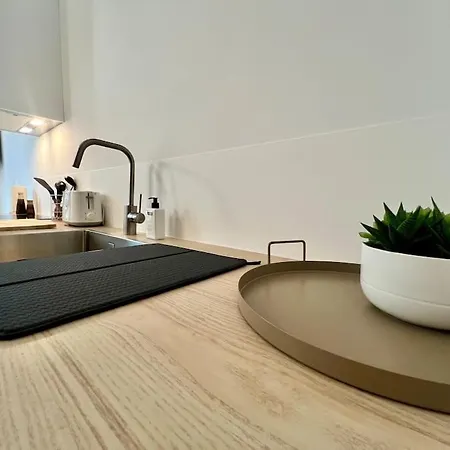 L'escapade Chic - Cathedrale, Saint Lambert Apartament